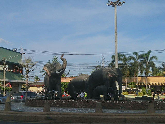 เดินชิลๆที่บ้านโป่งเมืองคนงาม