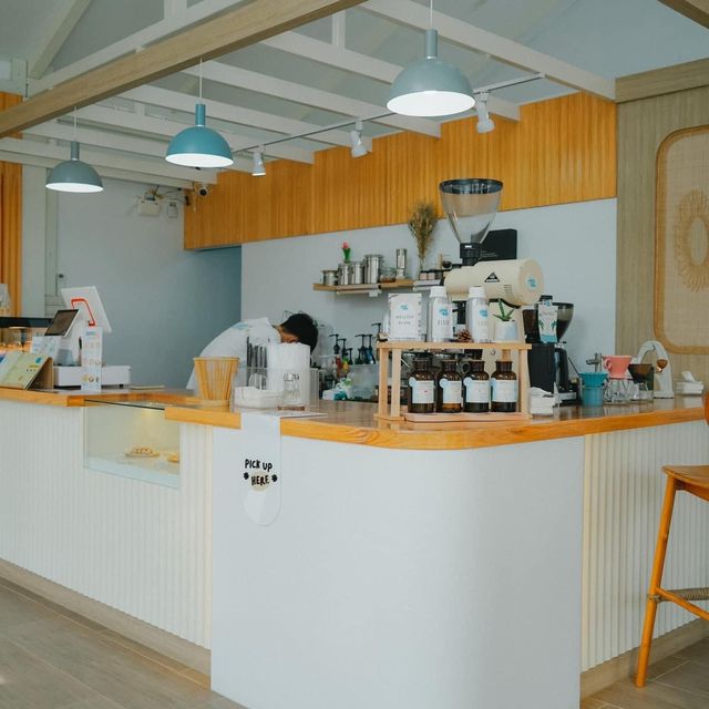  Sunny Brew cafe x Pattaya  คาเฟ่ริมทางสไตล์เกาหลี