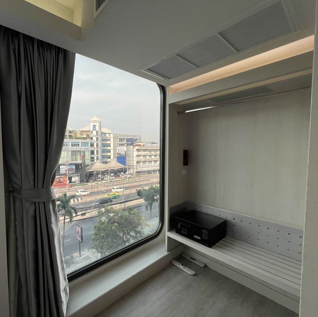 Justice Hotel (โรงแรมจัสติส)