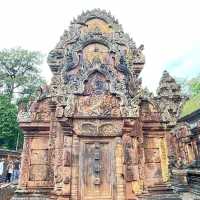 The Unique styles of Bonteay srei Temple