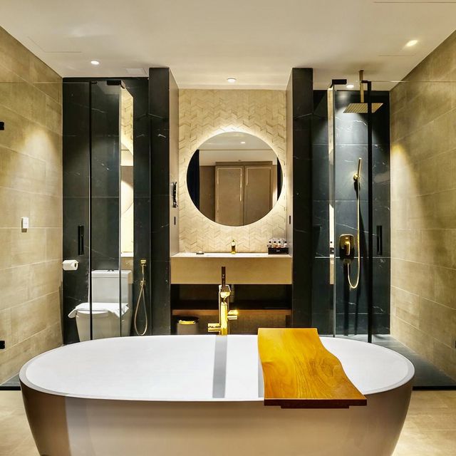 The Granite Luxury Hotel 
