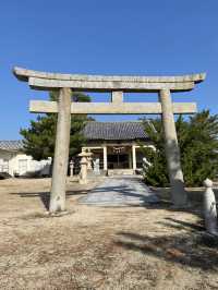 淡路島洲本の海岸に建つ住吉神社