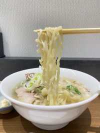 羽田空港でラーメンを食す
