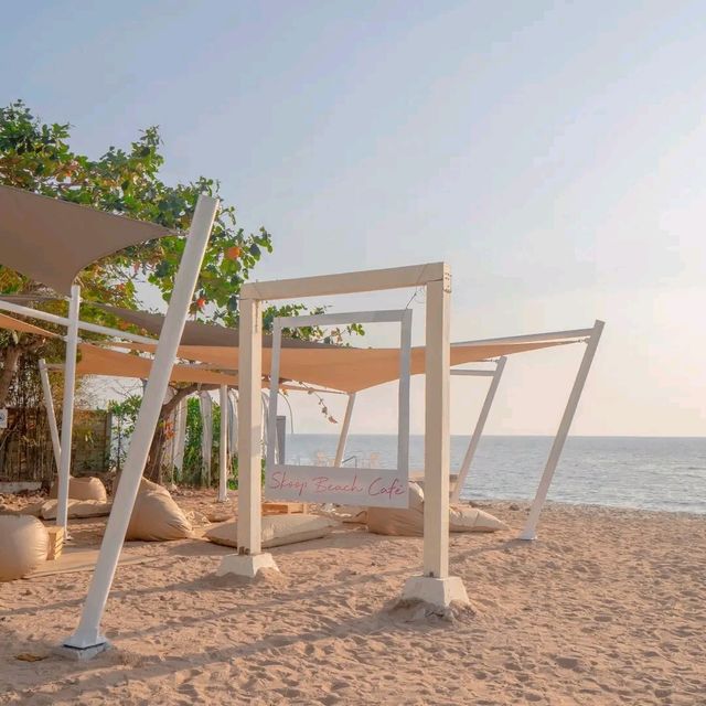 Skoop beach Cafe