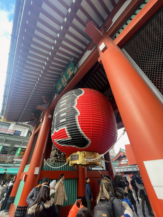 รับความโชคดีที่วัดอาซากุสะ สายมูต้องห้ามพลาด 🏮