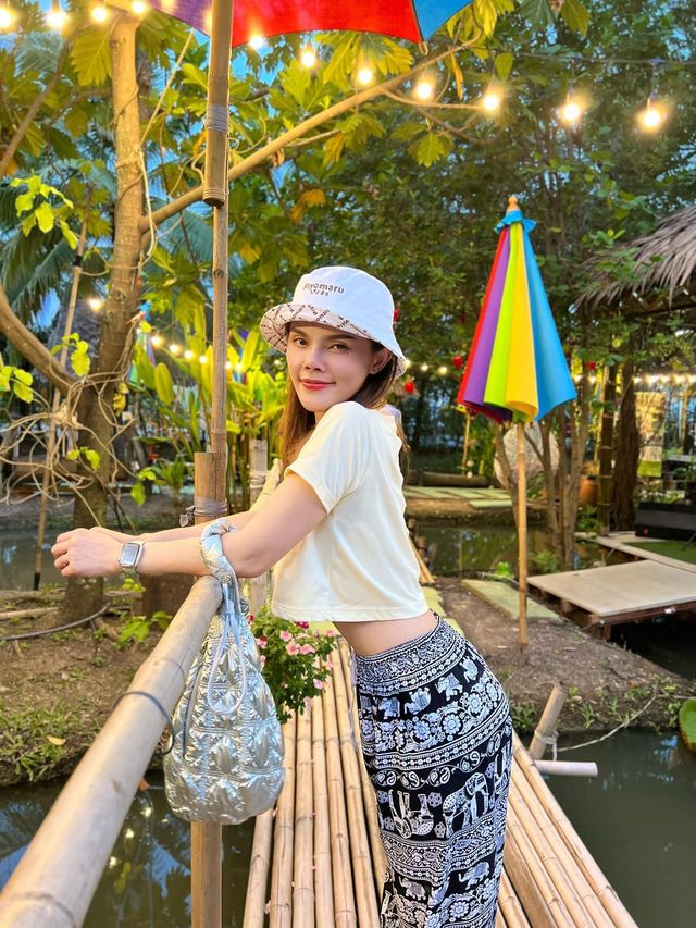 โอทู คอฟฟี่ แอนด์ บริสโต 