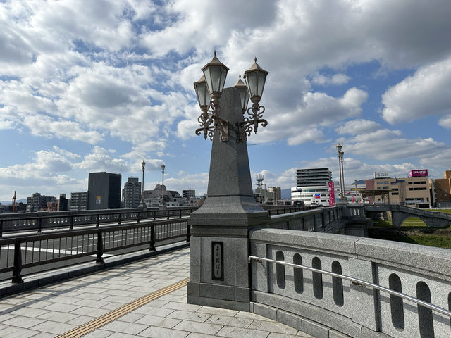 福岡・飯塚。遠賀川と穂波川に挟まれた場所『遠賀川中の島 市民広場』  