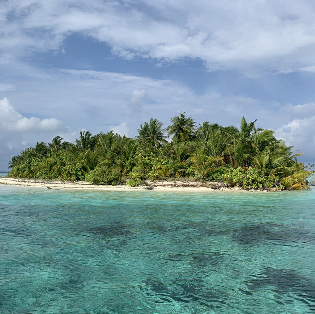 Cruising the Azure blue waters of Maldives 