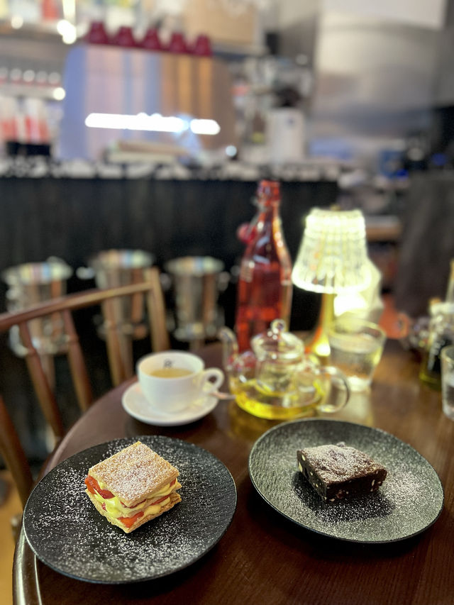 中環西餐推介《紅館》 食物用心製作，性價比高，服務一流👍🏻