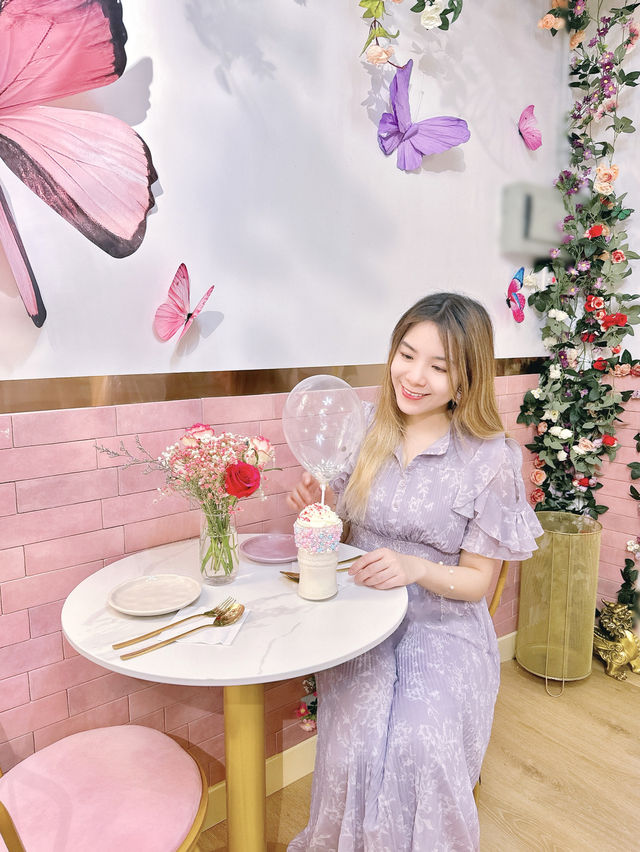 打卡餐廳💐身處夢幻醉人嘅花花世界🌸