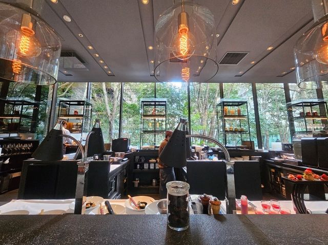 Desserts meets fine arts at Tokyo Aman