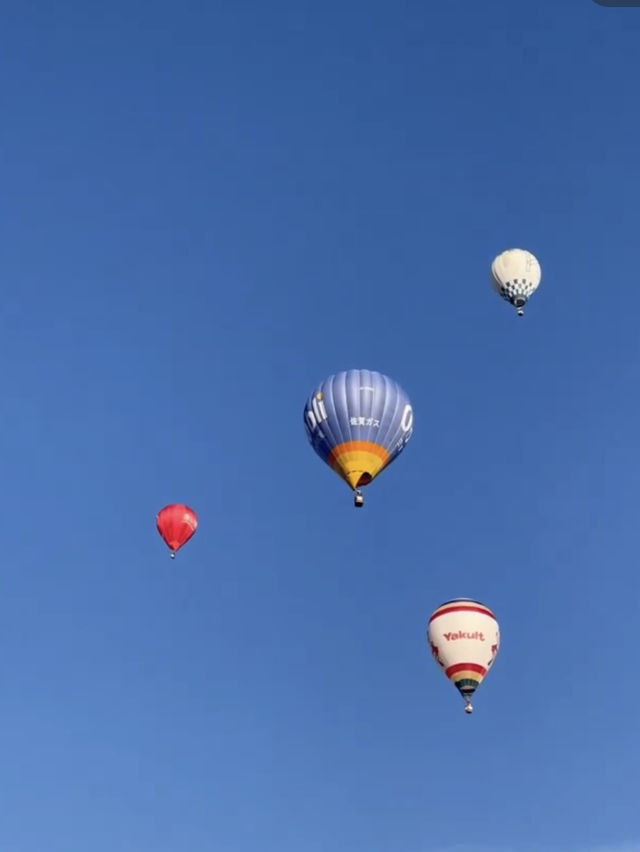 【佐賀観光】色とりどりのバルーンが飛び立つ景色は絶景