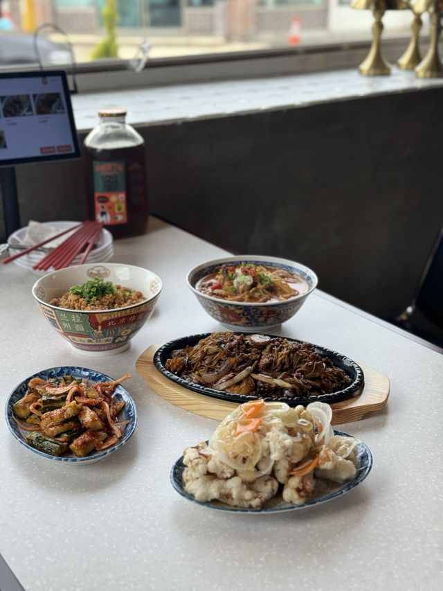 여기가 홍콩이야 ? 경주야 ? 🫢