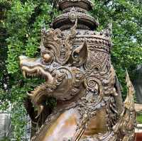 Getting enlightened at Wat Paknam Phasi Charoen Bangkok