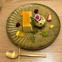 モクモクスモークのローストビーフ丼