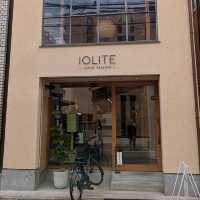 日本京都-品嚐澳洲傳統的萊明頓蛋糕：IOLITE COFFEE ROASTERS