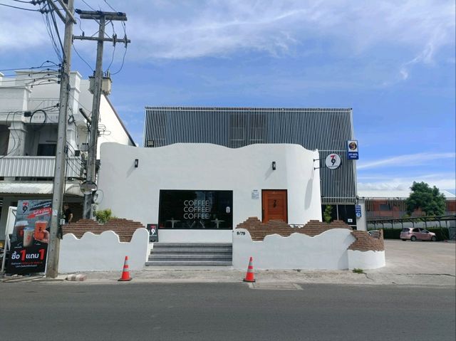 79 café and bar at Buriram 