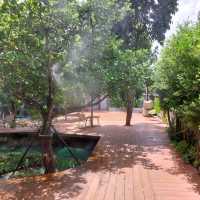 Phuri  Cafe บ่อวิน