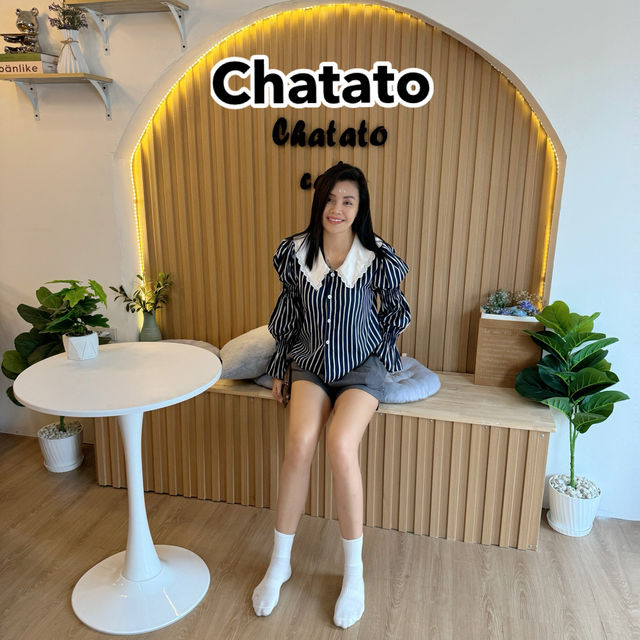 ร้านน้ำผลไม้สดปั่นที่ใส่แบบจุกๆ