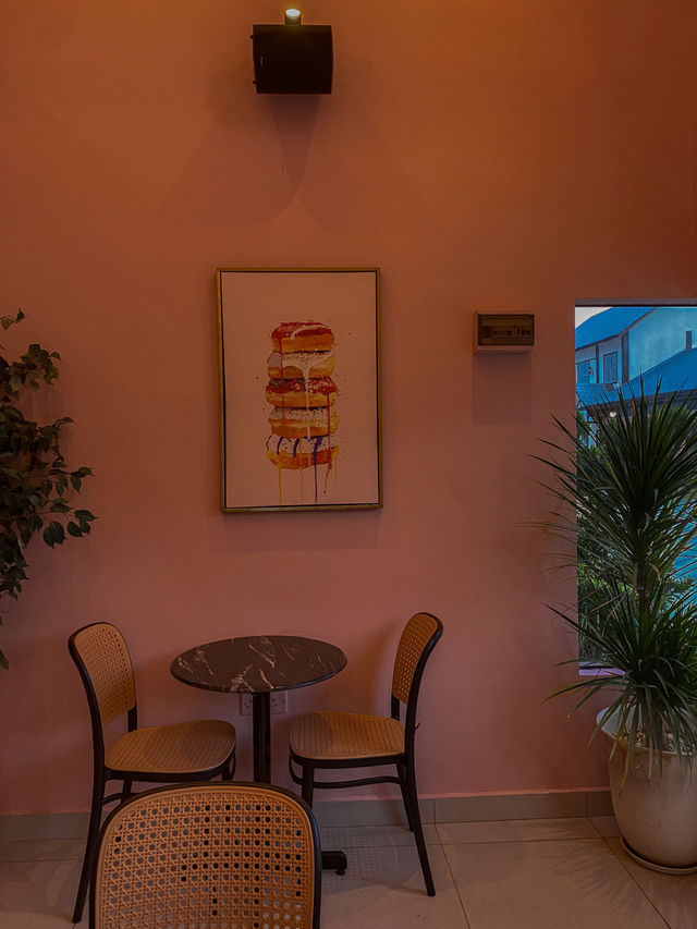 Cafe Hunting | Cute Dessert House by Qidot 🧁