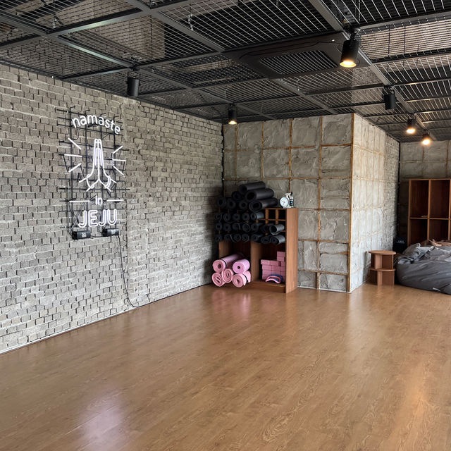 서귀포에서 힐링하기 - 요가하고🧘‍♀️갈치조림 먹고 올레길 걷기🚶‍♀️