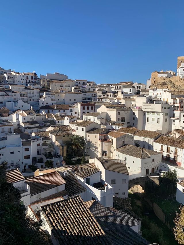 🇪🇸Astonishing White Houses in Setenil🇪🇸A MUST see😍