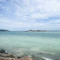 หาดลูกลม เกาะแสมสาร…
