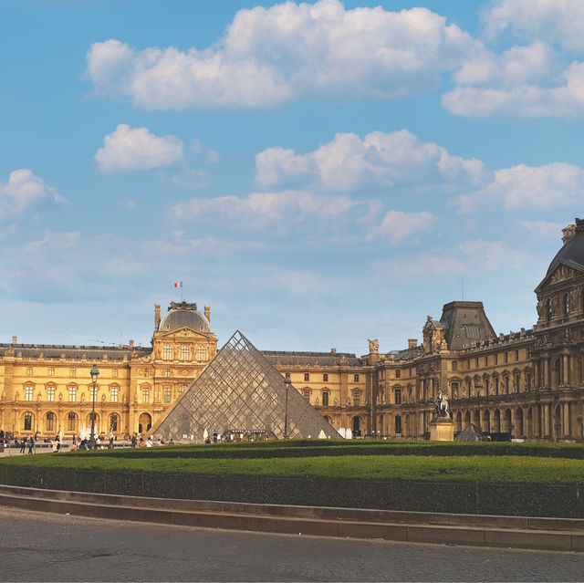 Four Must-See Landmarks in Paris