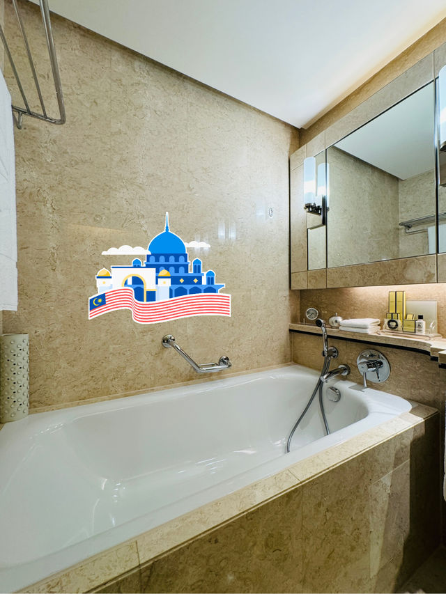 🛀 Enjoy a soak at Shangrila Kuala Lumpur 