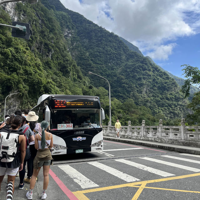 Quote this stunning City day tour of Taroko National Park