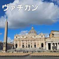 [ヴァチカン]ローマ市内の中にあるヴァチカンのシンボル[サン・ピエトロ寺院]