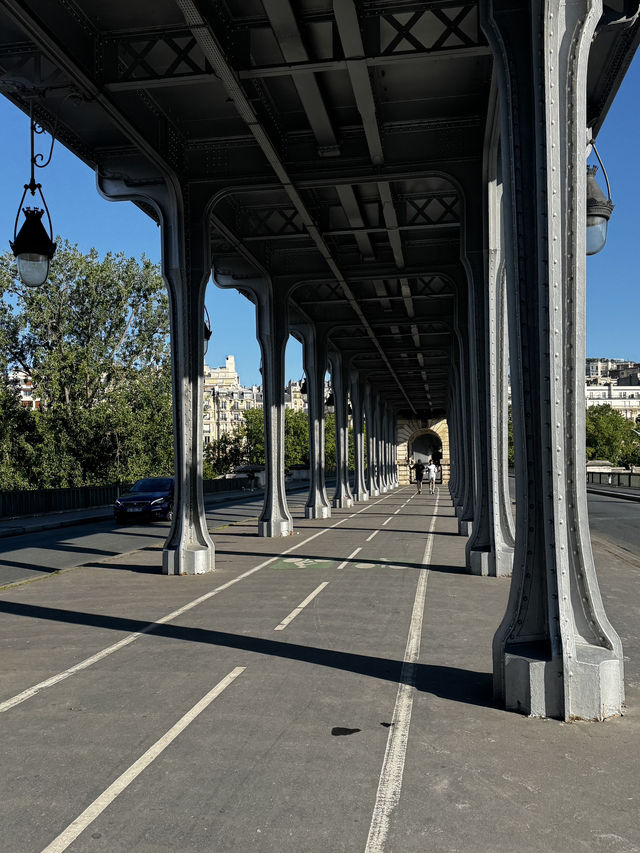 파리 관광스팟🇫🇷 인셉션 촬영지 비르하켐 다리