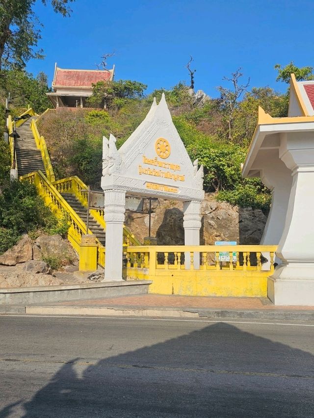 เขาช่องกระจก 