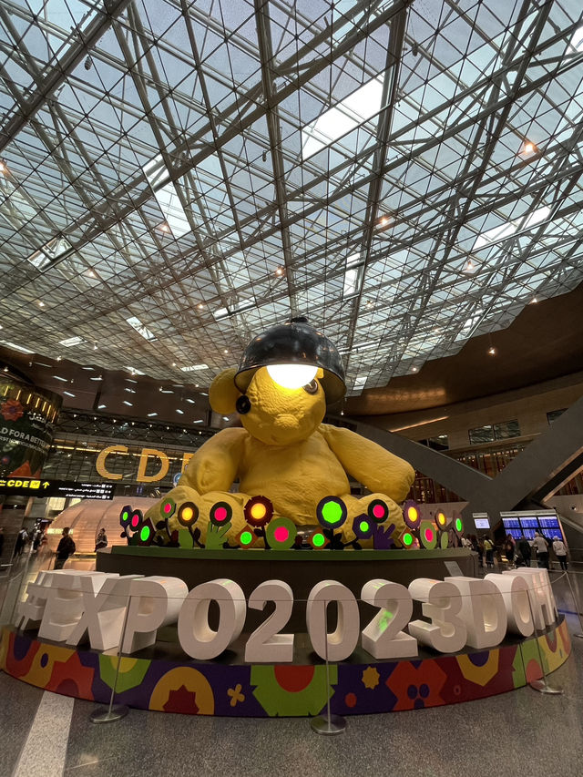 【カタール/ドーハ】巨大カウズに会える空港🛬