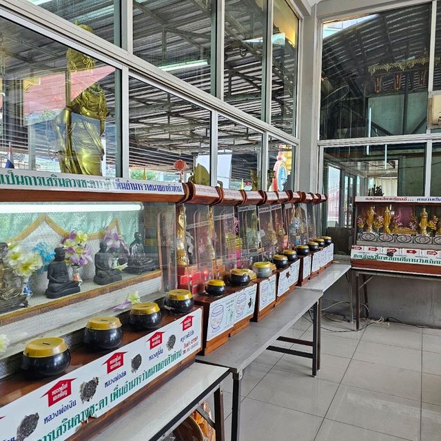 วัดธาตุทอง: วัดดังใจกลางกรุงเทพฯ