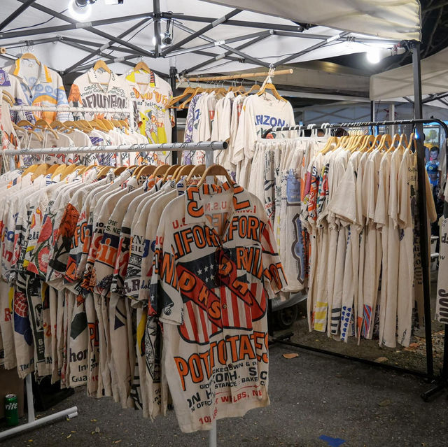 ไปเที่ยวตลาดสุดชิค ที่หัวหินกัน 📍🧡