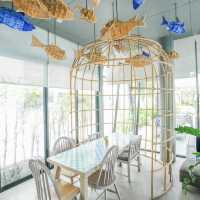 Café Kantary by the Sea