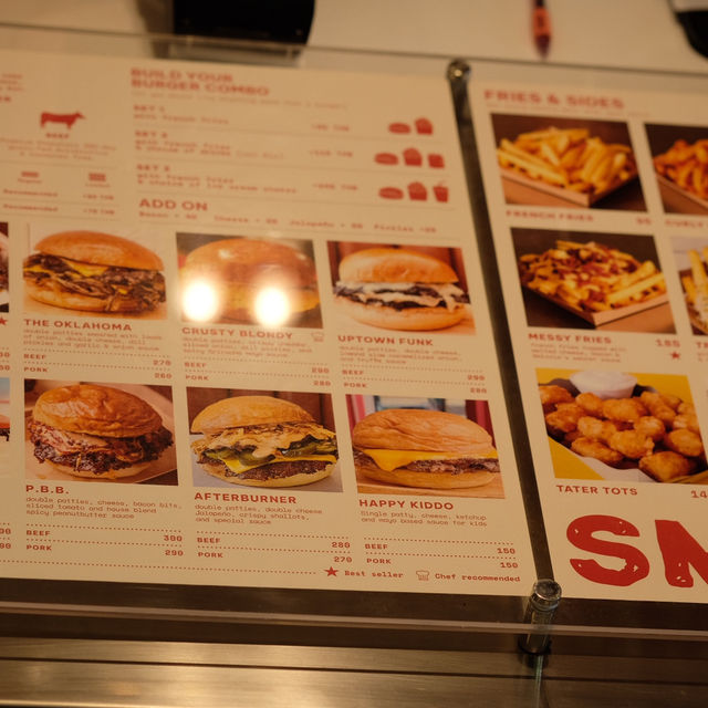 Smizzle Burger 🍔🧀