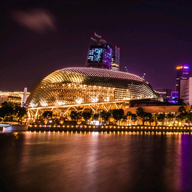 อ่าวมารีนา (Marina Bay)