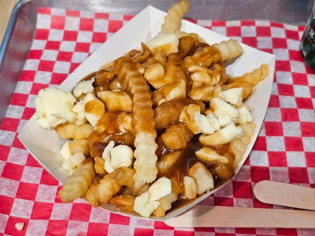 🇨🇦 캐나다 몬트리올 버거 맛집 YUMI 