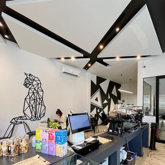 115 Bakehouse x Coffee Bar ~ คาเฟ่อุบล