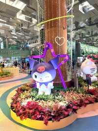 🇸🇬 Snap a Picture with Hello Kitty at Changi Airport Terminal 3