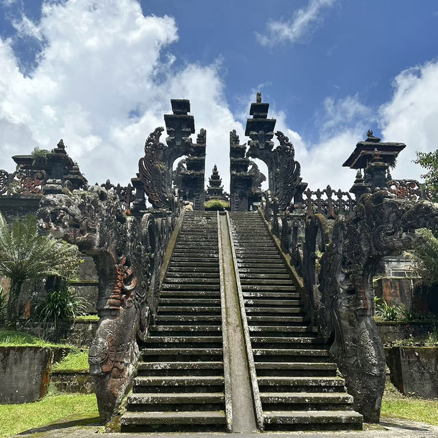 The Heart of Bali: A Spiritual Journey to Besakih Temple
