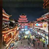 An Enchanting Evening at Yu Garden (豫园): Food, Shopping, and Nighttime Magic!