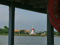 พาพ่อลงเรือข้ามฟากมา..พระสมุทรเจดีย์