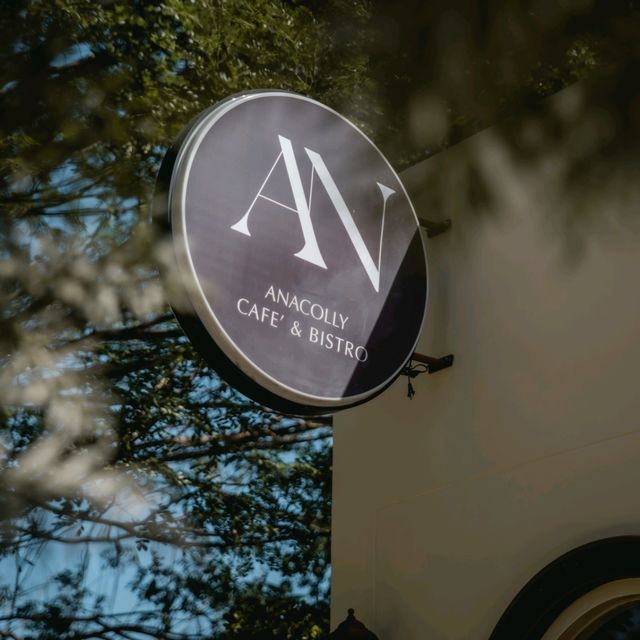 Anacolly คาเฟ่ลพบุรี วิวเขาจีนแล