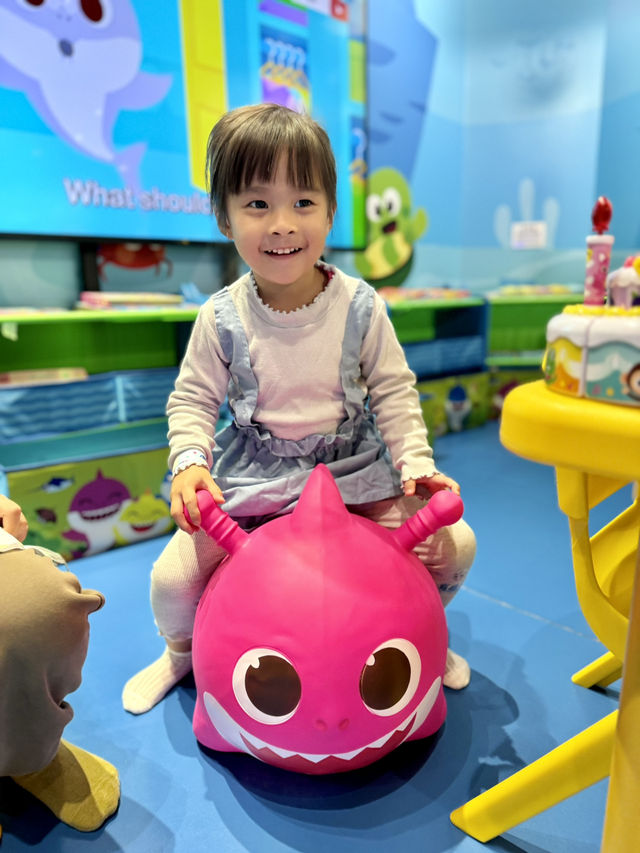 香港｜📣全新開幕‼️玩Baby Shark遊樂區攻略🎉🤩超多可愛打卡位✨小粉絲們一定要去朝聖啦