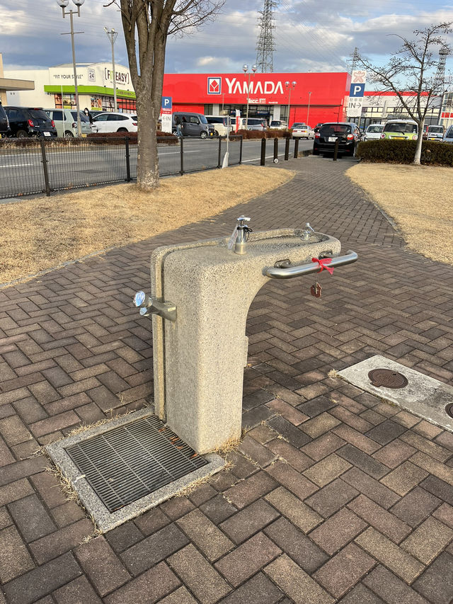 【佐久市🇯🇵】買い物の休憩にほっと一息できる公園⛲️