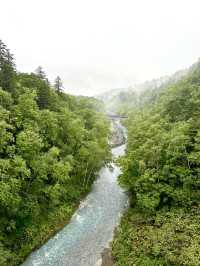 【北海道×3泊4日の旅】白ひげのように落ちていく美しい滝