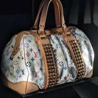 Louis Vuitton Fans Only!